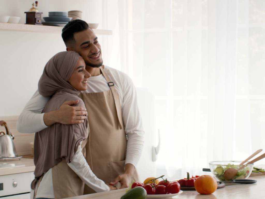 فوتیج لحظه احساسی و آرامش زوج